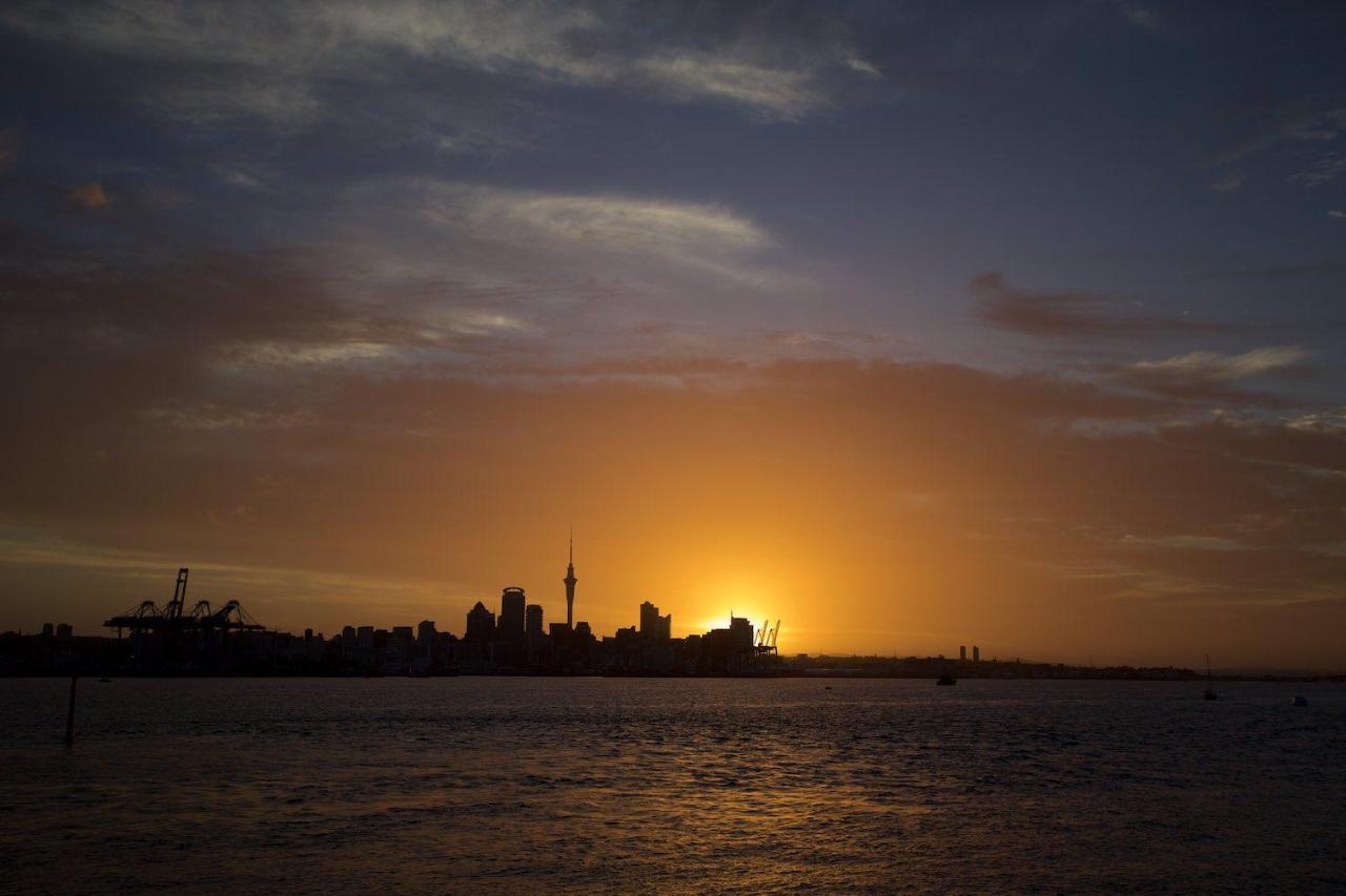 Auckland Waterfront Serviced Apartments On Prince'S Wharf Exterior photo